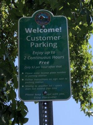 Downtown Placerville's Main Street parking lot rules.