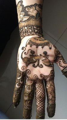 Tell your love story we drow with heena  love story xoxo with henna special for love velentineday