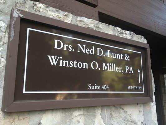 Ned D Lunt, DDS