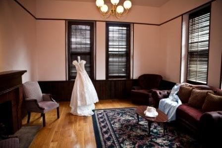 Green room, perfect as the brides ready room