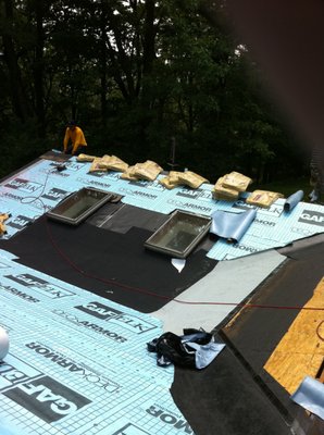 ROOF UNDERLAYMENT