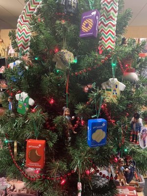 Girl Scout themed tree!