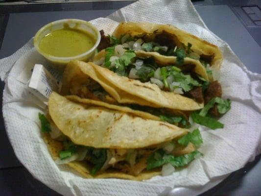 Top: 2 Fajita Beef on corn tortilla, Bottom: 2 Pollo on corn tortilla