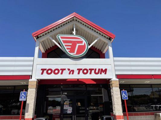 Toot'n Totum