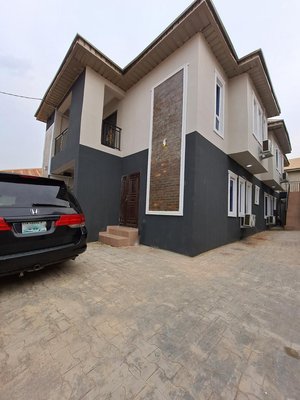 2 Bedroom luxurious Apartment for short-let in Akala Alao Express Ibadan