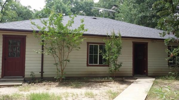 3 Bedroom 2 full baths 2 Living areas. Needs TLC and your decor ideas. Weekend or summer home...