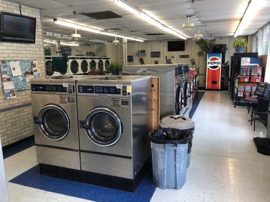 Lucky Lady Coin Operated Laundry