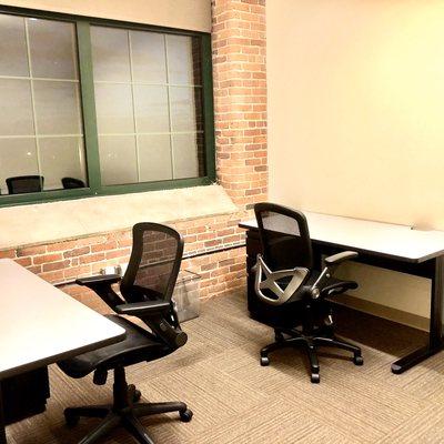 Coworking space in Lawrence MA. Shared office with many plans. 24h/365d, free internet!