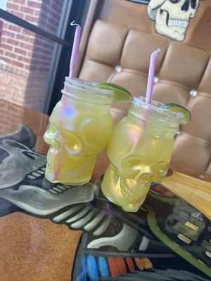 Skull drinks, very good strong drinks!