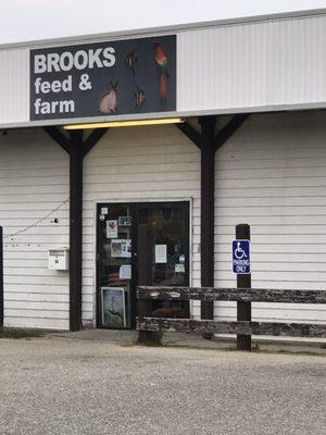 Brooks Feed & Farm Supply