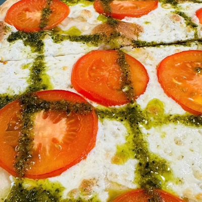 Tomato basil slice