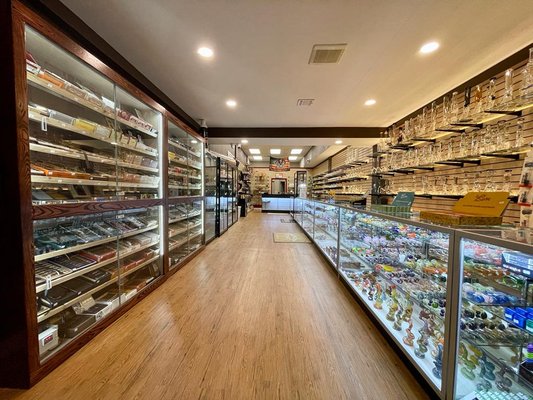 From fine cigars, to roll-your-own tobacco, CBD products, hookahs, accessories and more!