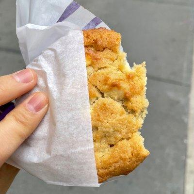 White Chocolate Macadamia Cookie