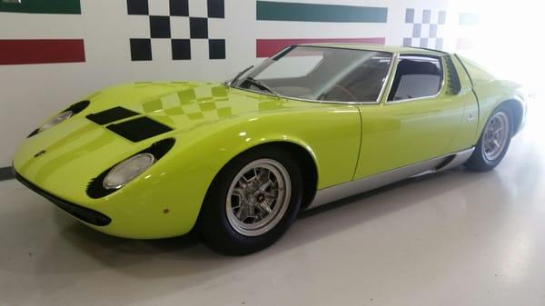 Lamborghini Miura Service