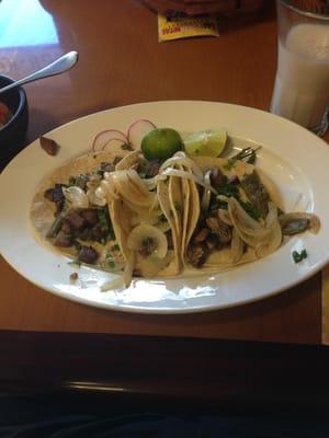 Tacos de lengua