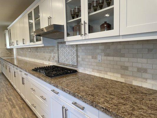 Kitchen backsplash