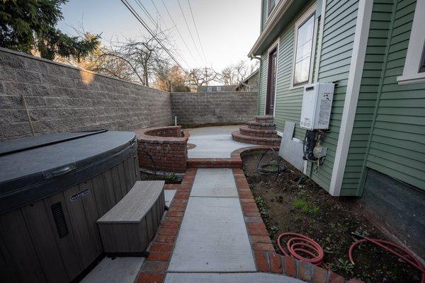 Ash St. Hardscape - Eugene, Oregon