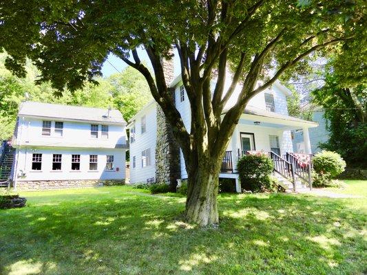 175k Winsted, CT... 2 homes in one!