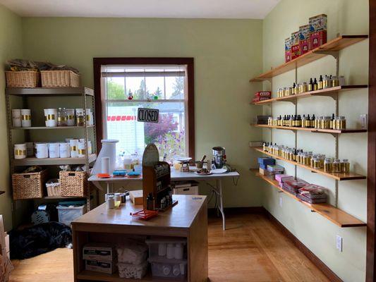 Four Season's Chinese Herb Shop & Acupuncture Clinic