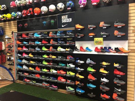 Good variety of Nike cleats.