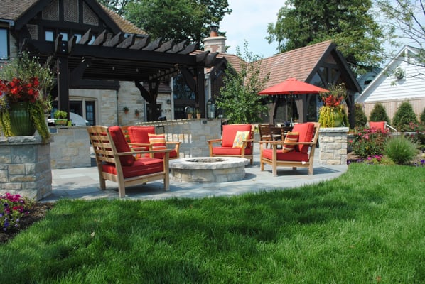 Let us design your ideal outdoor space!