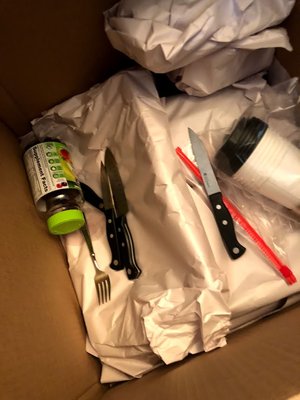 Entire knife set dumped into half empty box with no packing material. (Packing by Excalibur contracted company)