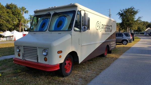 Wonder, the coffee truck, is ready to serve you!