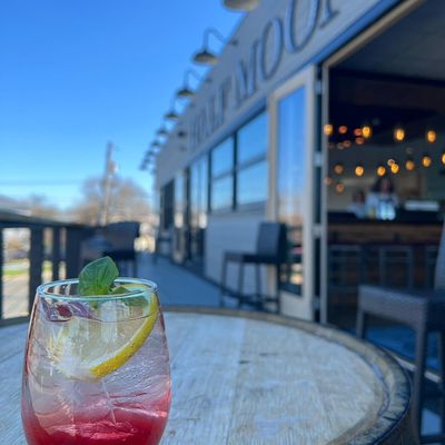 Cocktails Al Fresco!