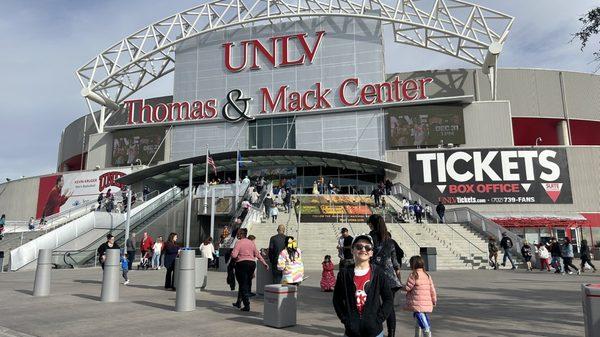 Thomas & Mack Center