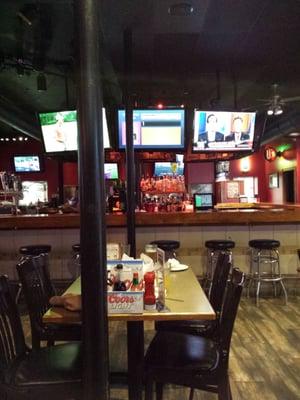 Big tvs,  nice bar.  Waitress said Fri and Sat nights they have dancing upstairs and music.