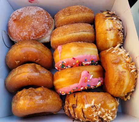 Fresh and delicious donuts.