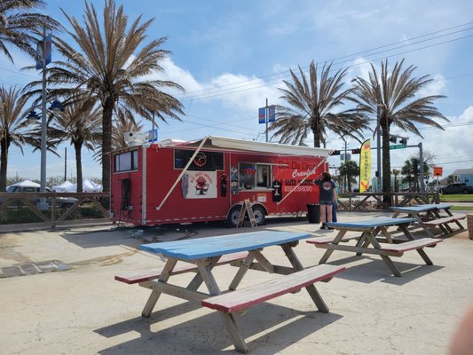 New Business - crawfish food truck, plenty of picnic tables.