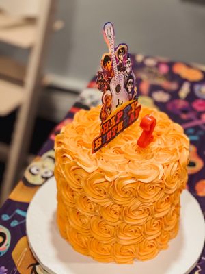 Coco themed birthday cake! Marigold cake