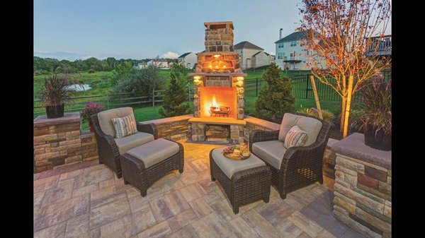 Fireplace+bench and Cambridge pavers