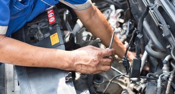 Save time and money with on-site car repair and maintenance