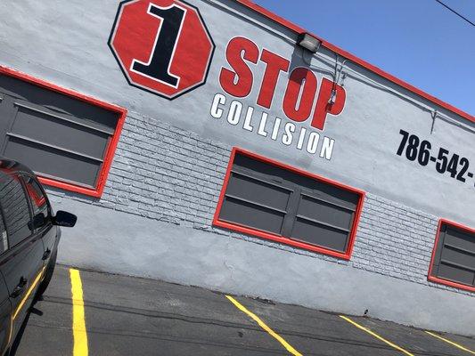 1STOP Collision Center in Hialeah