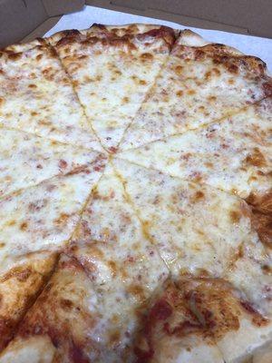 Mozzarellas cheese pizza