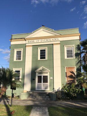 Bank of Everglades Building