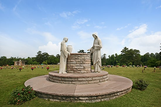 Holly Hill Memorial Park & Mausoleum