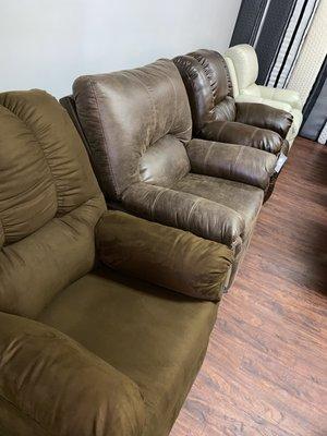 Recliner section