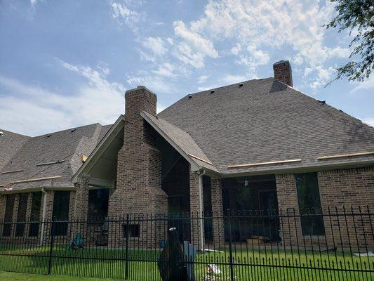 Roof installed in Benbrook Texas. Remember if your roof is 15+ years old, call us for a free no obligation inspection.