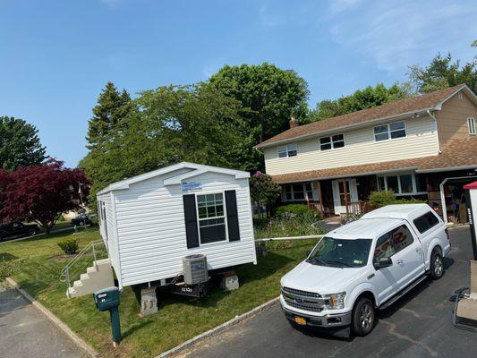 Long Island Mobile Home Leasing Corp provides industry leading homes that are kept to the highest standards