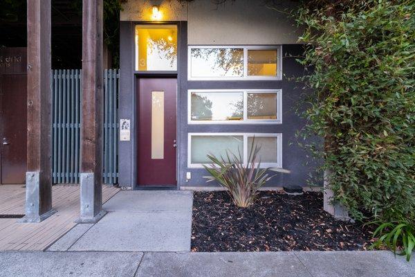 West Oakland Townhouse entrance