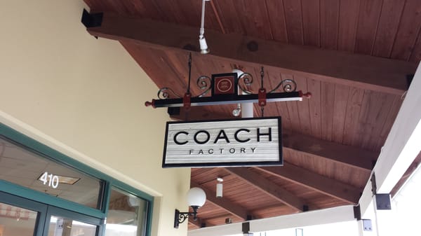 Coach at the Lebanon Premium Outlet