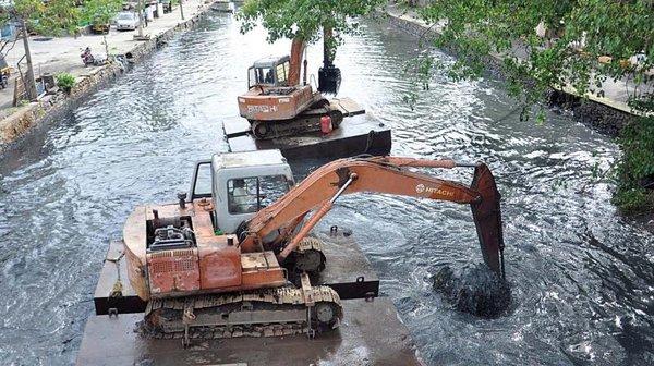 Canal Cleaning