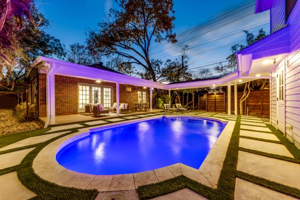 LED Light Up Pool