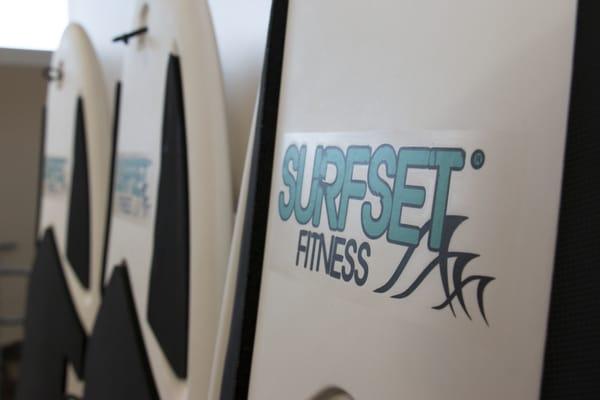 SURFSET® is a fitness method inspired by the sport of surfing!