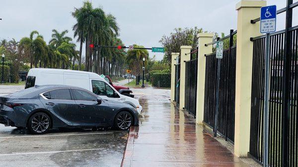 Parking near park