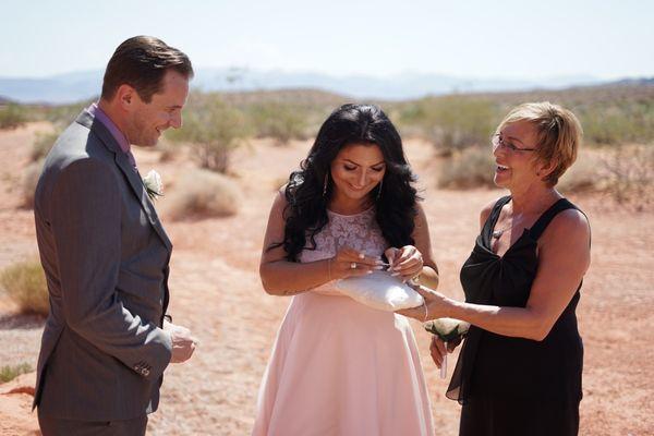 Ceremonies in the Valley Of Fire www.weddingwonderworld.com