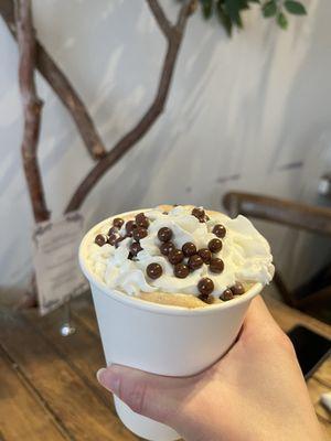 mamans milk chocolate macadamia latte